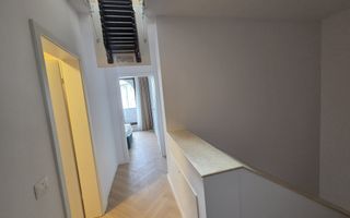 Casă tip townhouse cu grădină proprie în Tunari Park Villas - Poză 9