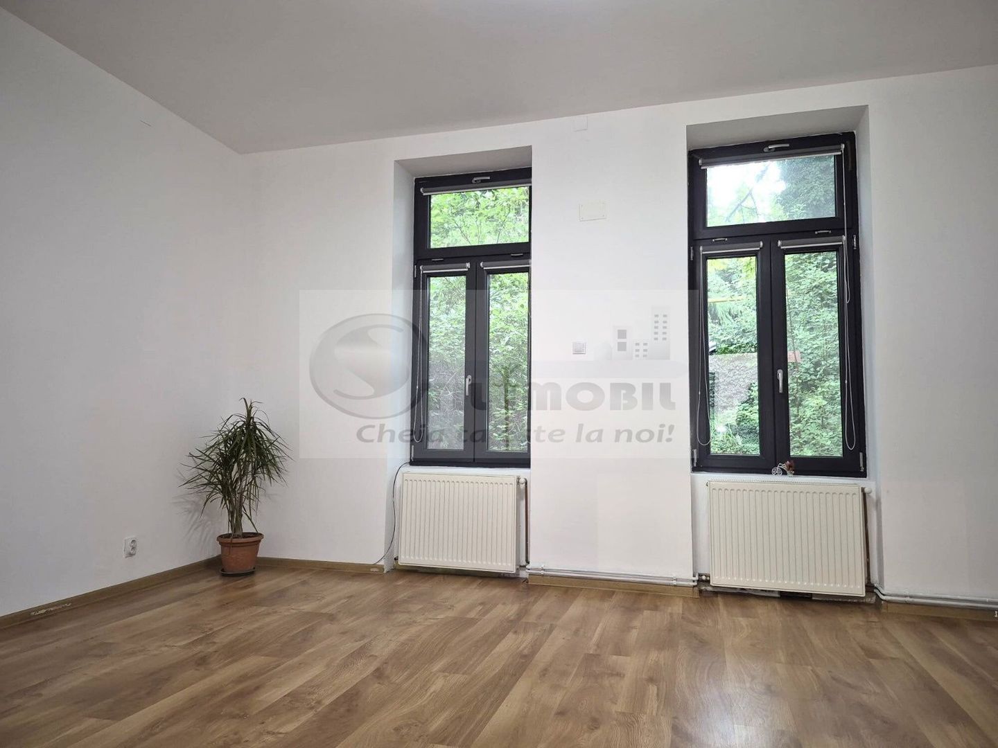 Casa zona centrala - 1200 euro - Poză 4
