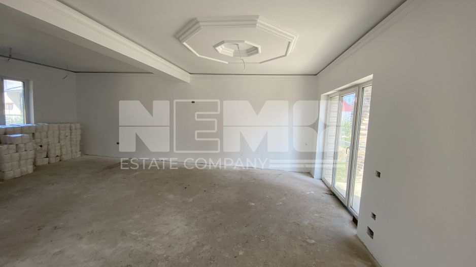 Vila 200mp Utili | Radauti | 4 dormitoare - Poză 2