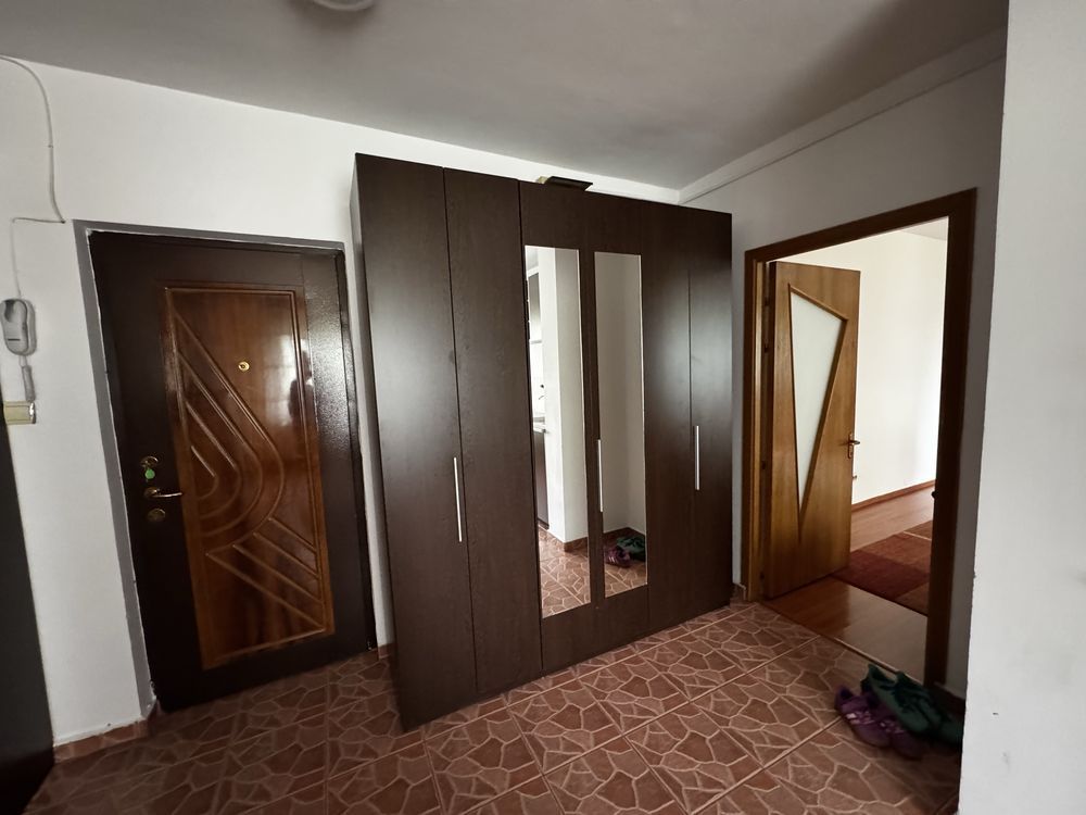 APARTAMENT MOBILAT  CENTRALA PROPRIE ZONA 13 SEPTEMBRIE - Poză 4