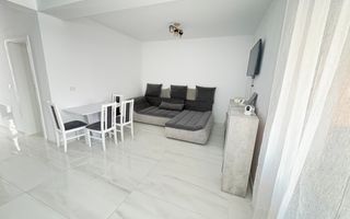 Casa cu 3 camere in Giroc - Poză 2