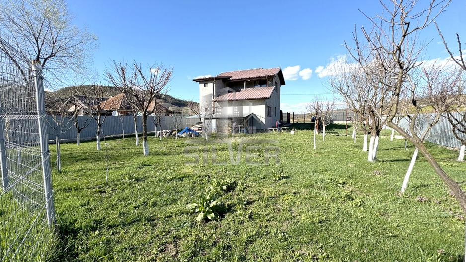 Casa individuala cu teren de 1000 mp in Sanpaul. - Poză 2