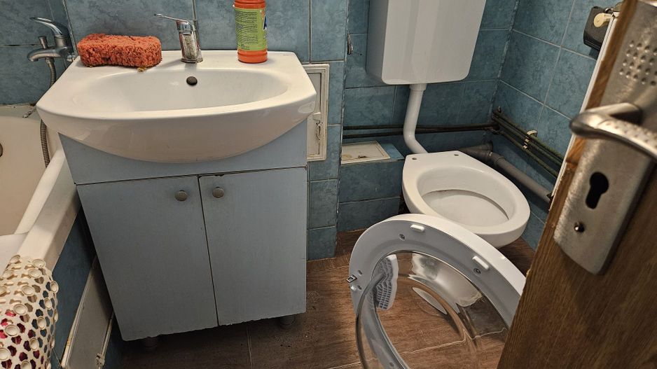 Inchiriere apartament 2 camere, Gavana zona Piata, stradal - Poză 8