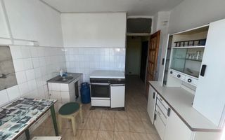 APARTAMENT 3 CAMERE ETAJ 2 CAMPULUNG CARTIER GRADISTE - Poză 8