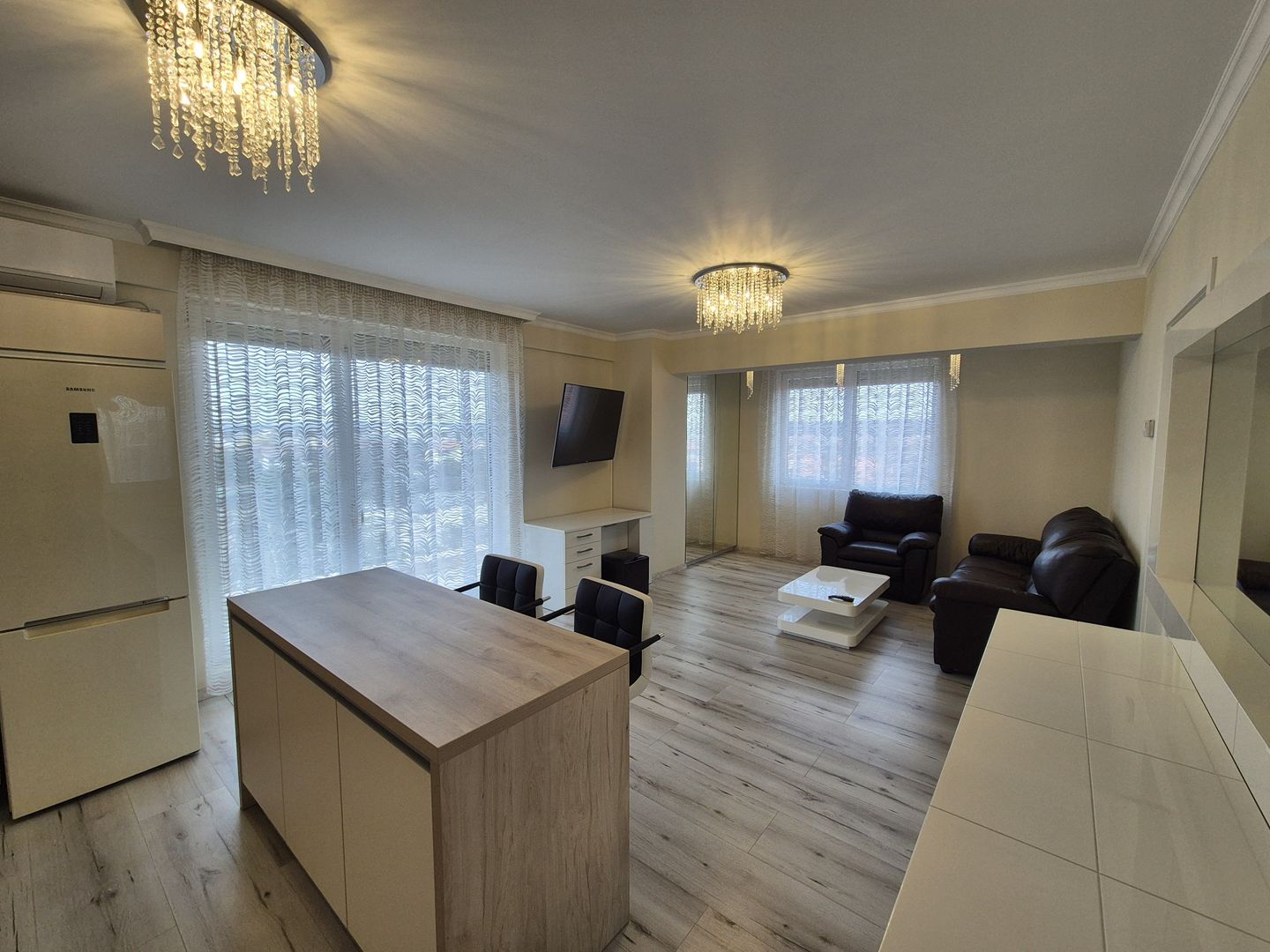 Apartament cu 2 camere + loc de parcare - Erou Iancu Nicolae - Poză 1