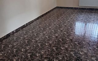 Apartament de vânzare, zona Subcetate, parcare inclusă. - Poză 2
