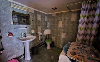 Casa cu 5 camere | 308 mp teren | Cisnadie - Poză 9