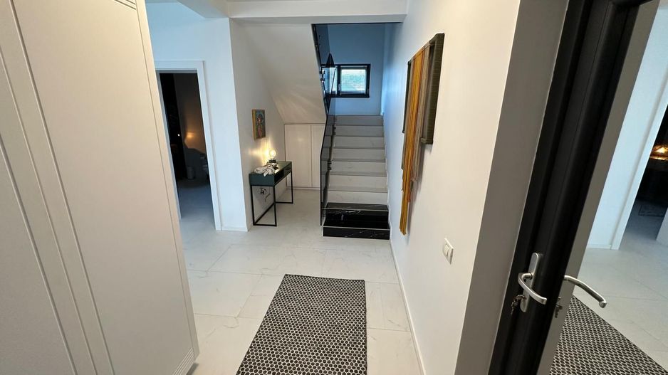 Casa moderna în Dumbravita - Ikea cu garaj - Poză 20