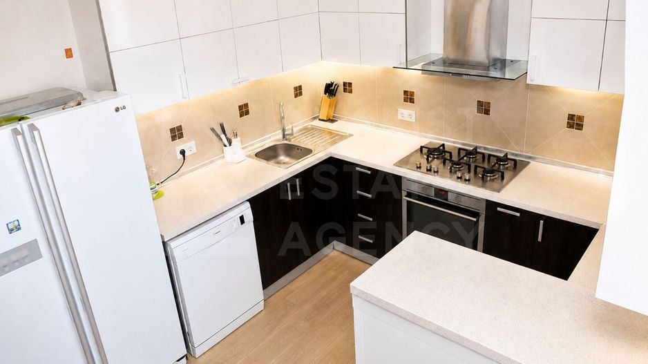 Chirie , apartament 3 camere, 100 mp, str. Alba Iulia, Buicani - Poză 14