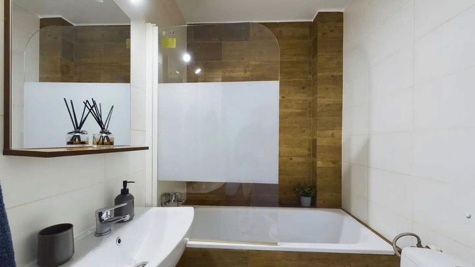 AP. 2 CAMERE GARA DE NORD, BLOC REABILITAT, MOBILAT MODERN, METROU - Poză 6