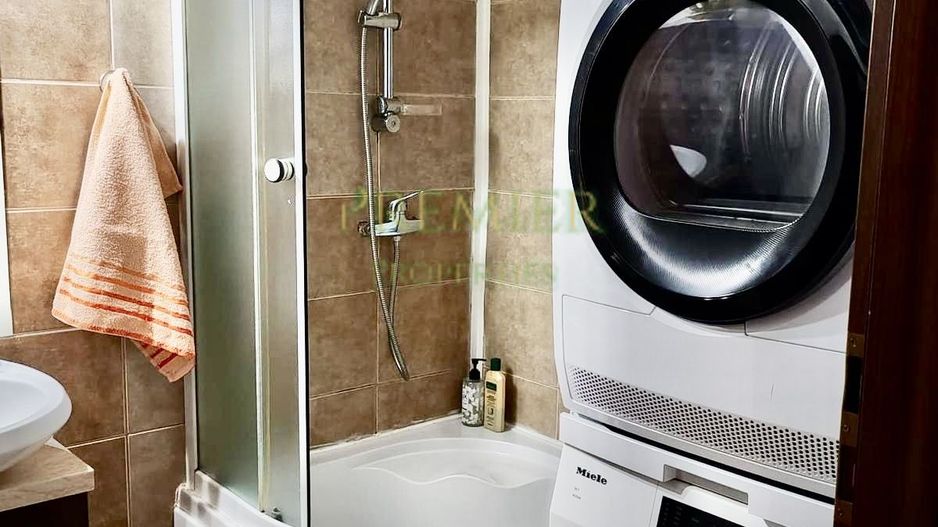 Bloc Rusesc Bucurestii noi vis a vis de metrou Bazilescu boxa - Poză 6