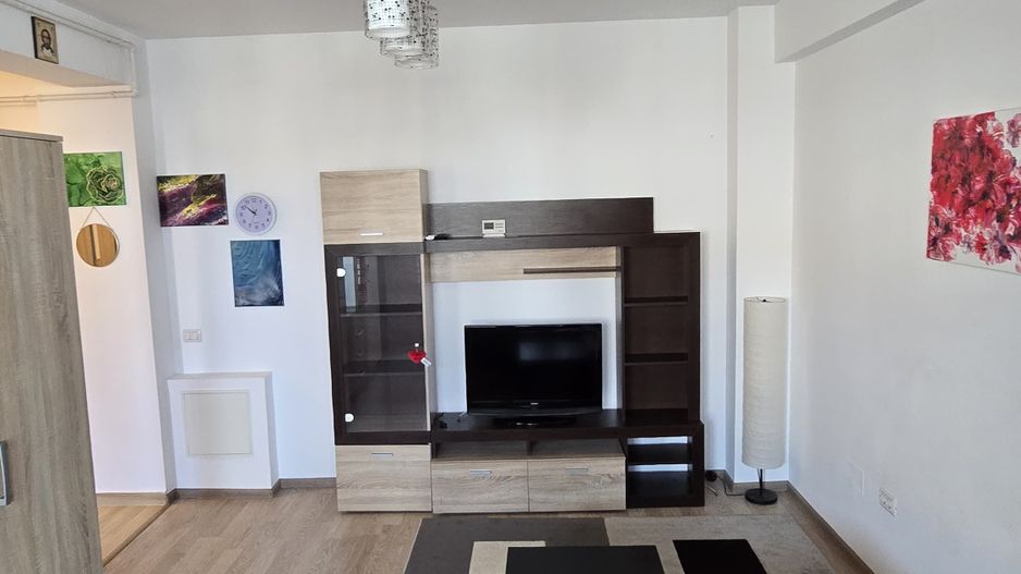 Garsoniera de inchiriat - Poză 1