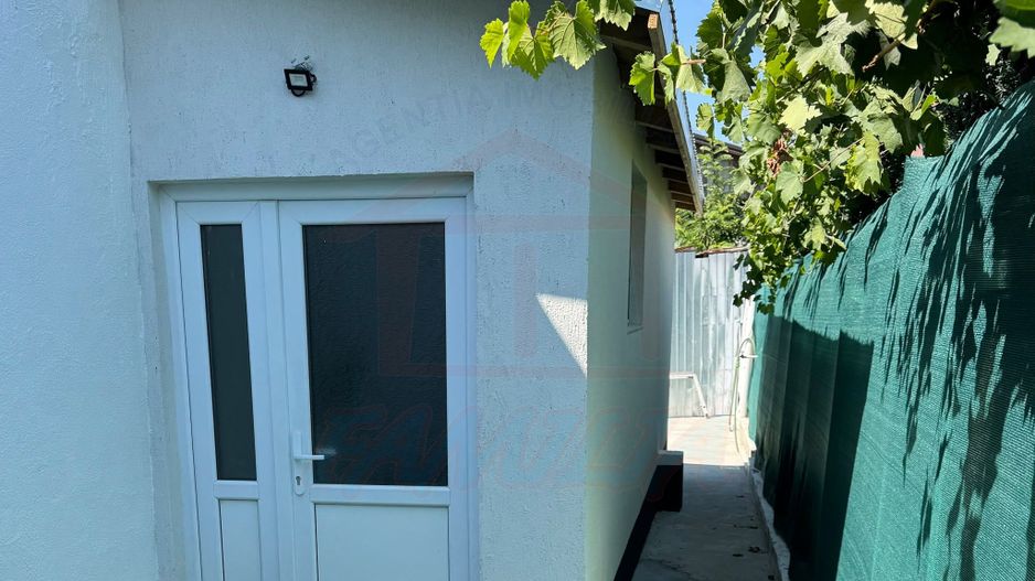 CAMERĂ DE ÎNCHIRIAT – CASĂ | 250 €/LUNĂ - Poză 12