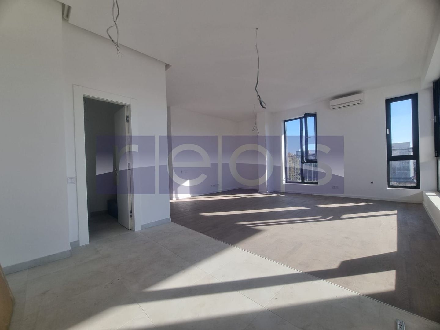 VANZARE PENTHOUSE 2 CAMERE | DECOMANDAT | ZONA TIMPURI NOI - Poză 2