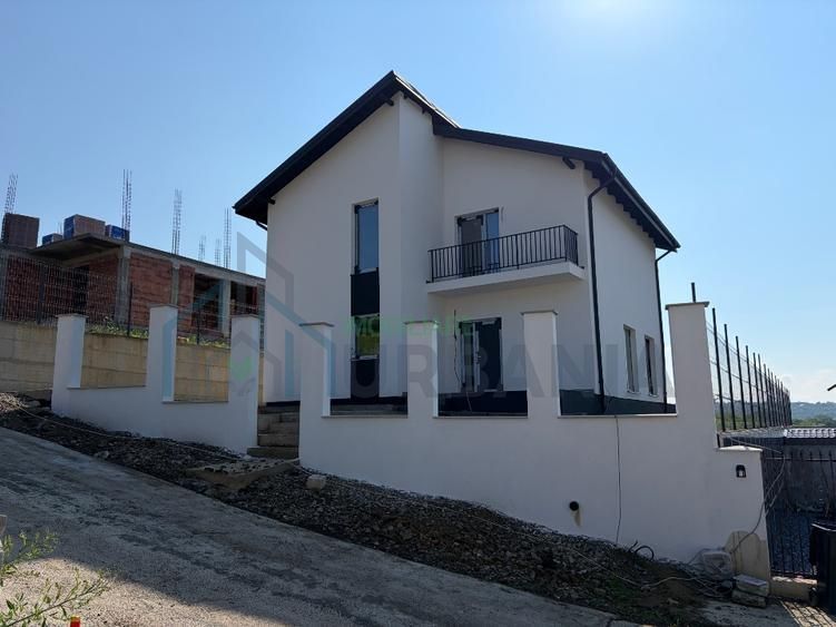 Vila de vanzare, Sorogari, Aroneanu - 4 camere, 120 mp utili, teren 500 mp - Poză 3