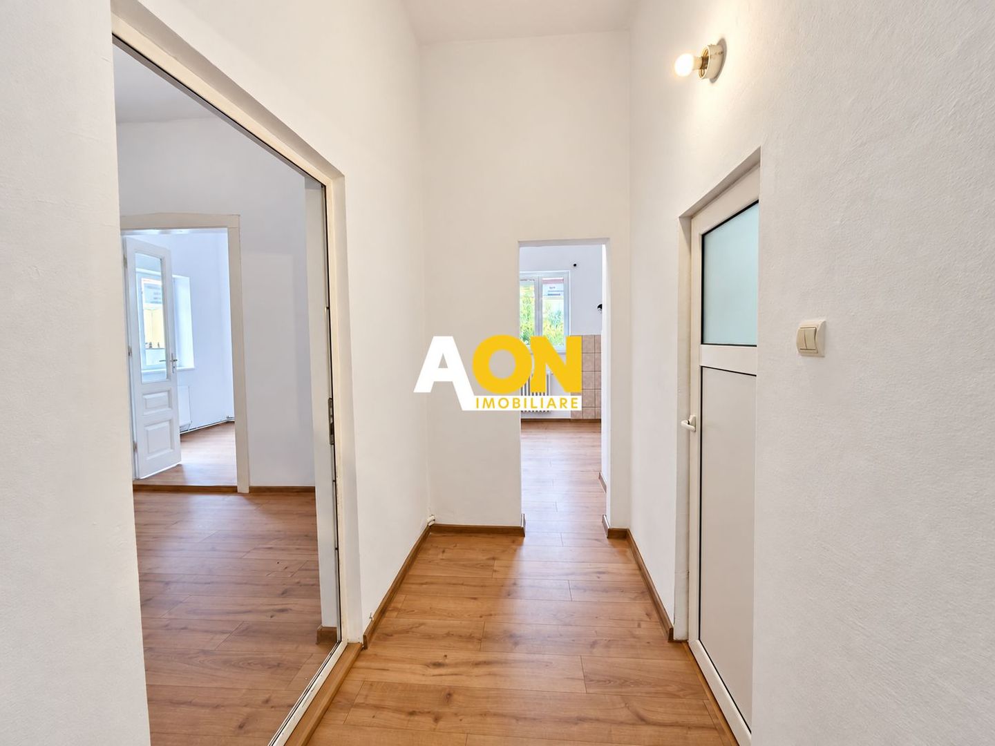 Casa tip duplex, 3 camere, cu posibilitate de mansardare, Centru - Poză 6