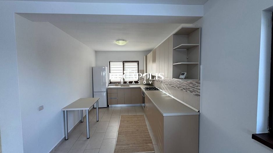 Casă spațioasă de închiriat, 4 camere – Brasov  Cartier Izvor - Poză 7
