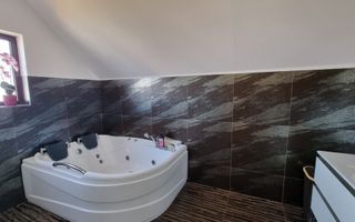 Casa individuala in Corusu, mobilata si utilata - Poză 7