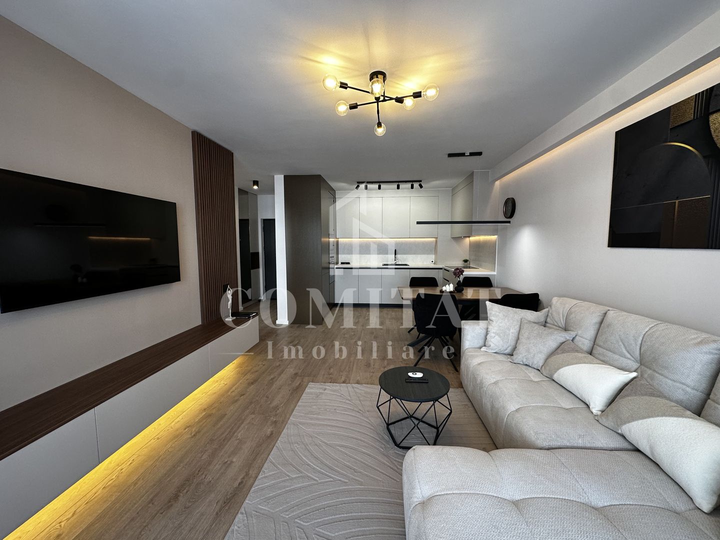Apartamnt prmium | Etaj intermediar | Zona Eroilor - Floresti - Poză 2