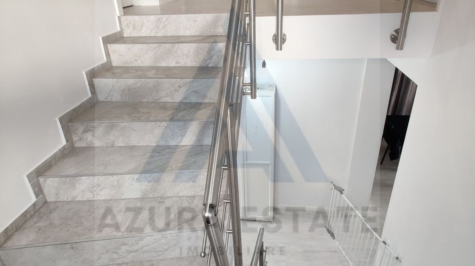 Casa individuala 4 camere 2 bai si teren 573 mp in Bavaria Park - Poză 7