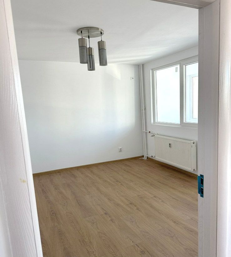 Apartament 3 camere Metrou – Tineretului – comision 0% - Poză 18
