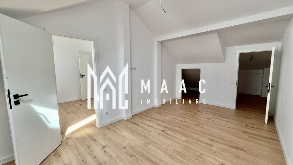 Penthouse Elegant pe 2 Niveluri cu Terasă și Vedere Superbă - Poză 14