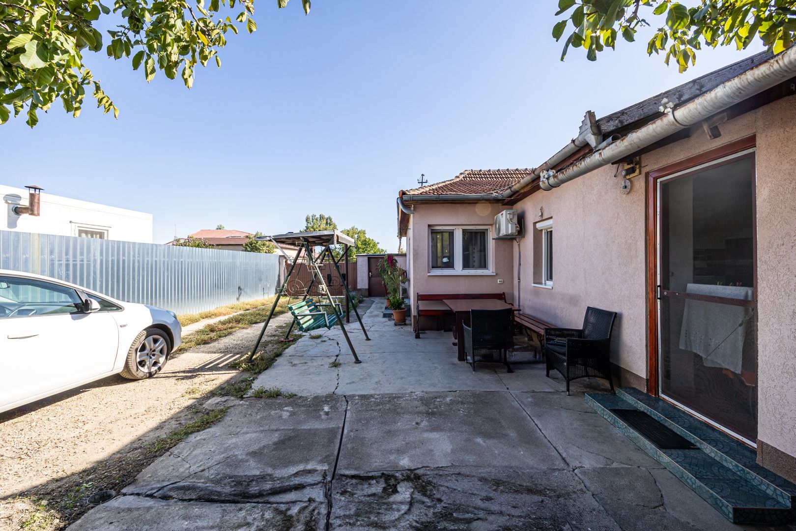 Preț redus! Casă în localitatea Turnu - Poză 9