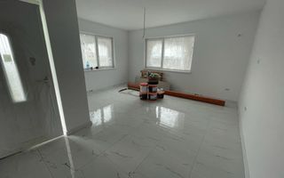 Casa finalizata cu 3 dormitoare . Teren generos cu 2 fronturi - Poză 6