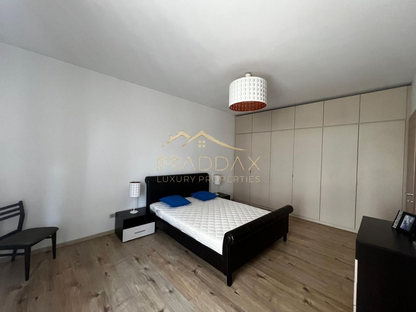 Apartament 3 camere /120 mp/ in complex Laguna Residence Lacul Tei / parcare - Poză 9