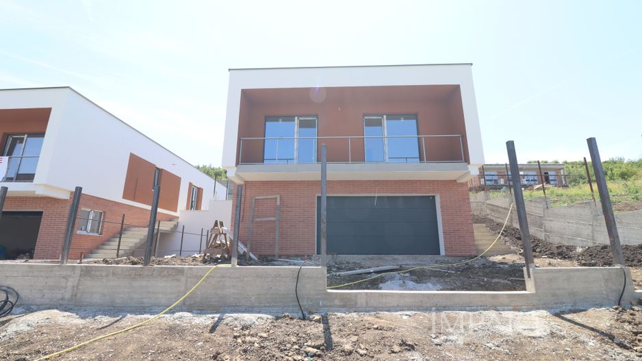 Casa individuala semifinisata, teren 600 mp, Chinteni! - Poză 2
