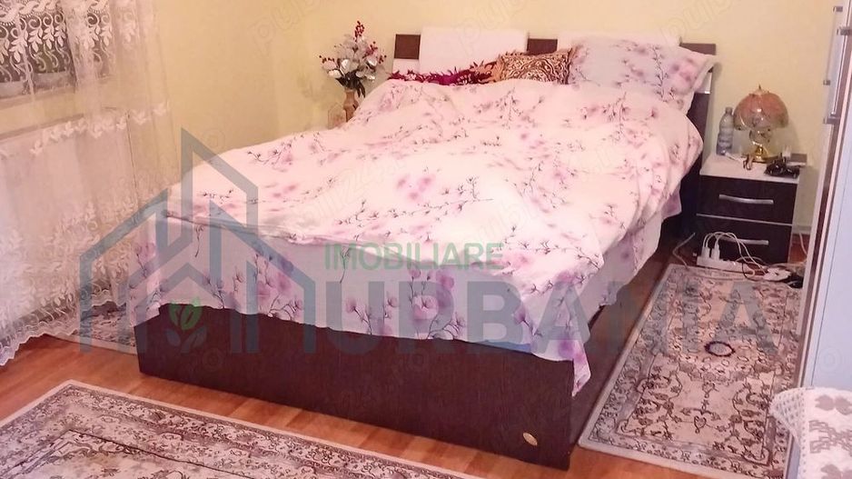 Casă spațioasă de vânzare, 220 mp, teren 700 mp, Horpaz – ideală pentru două familii - Poză 5