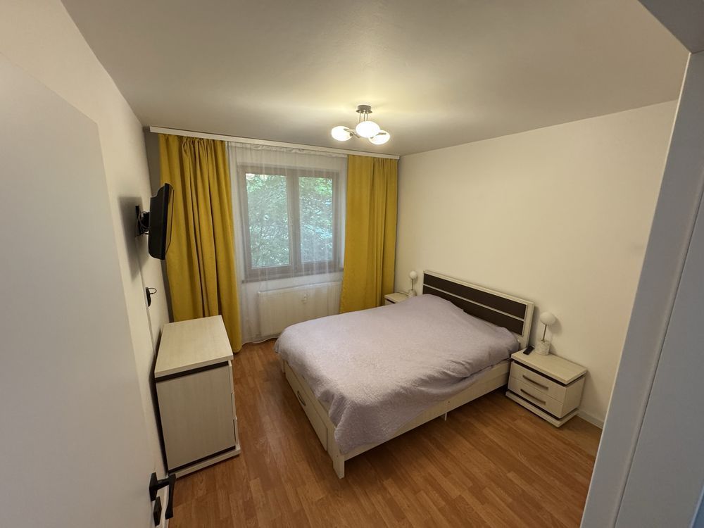 De Închiriat: Apartament 3 Camere la Metrou Brâncoveanu - Poză 7