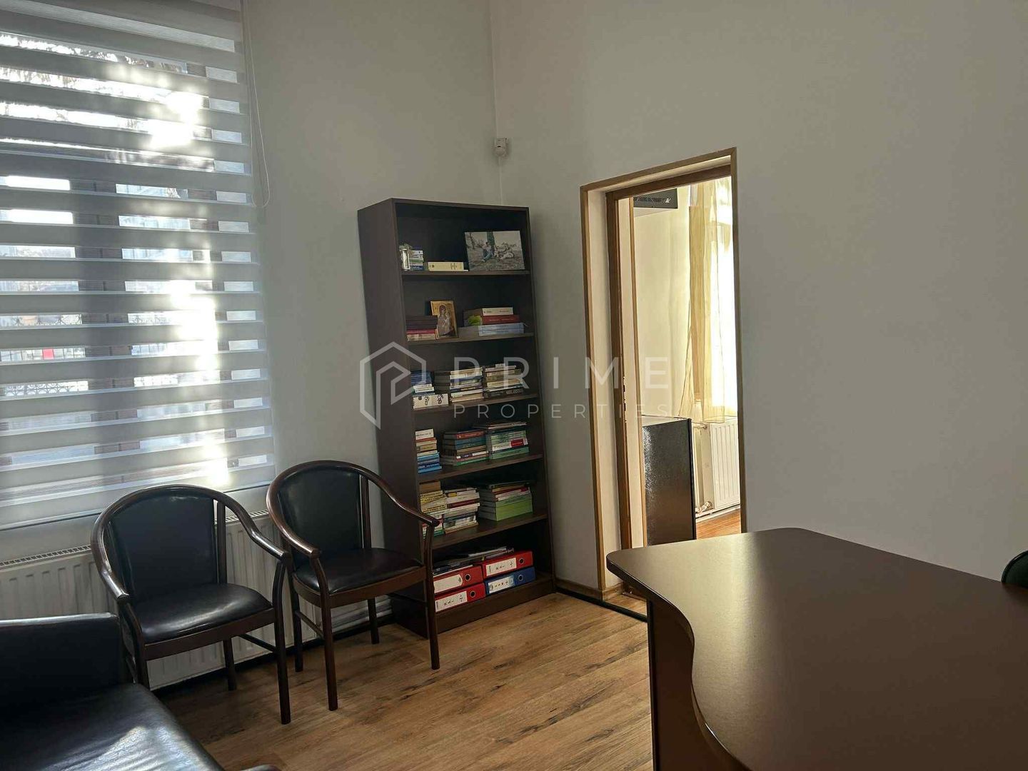 Spațiu de birouri elegant, disponibil pentru închiriere - Poză 6