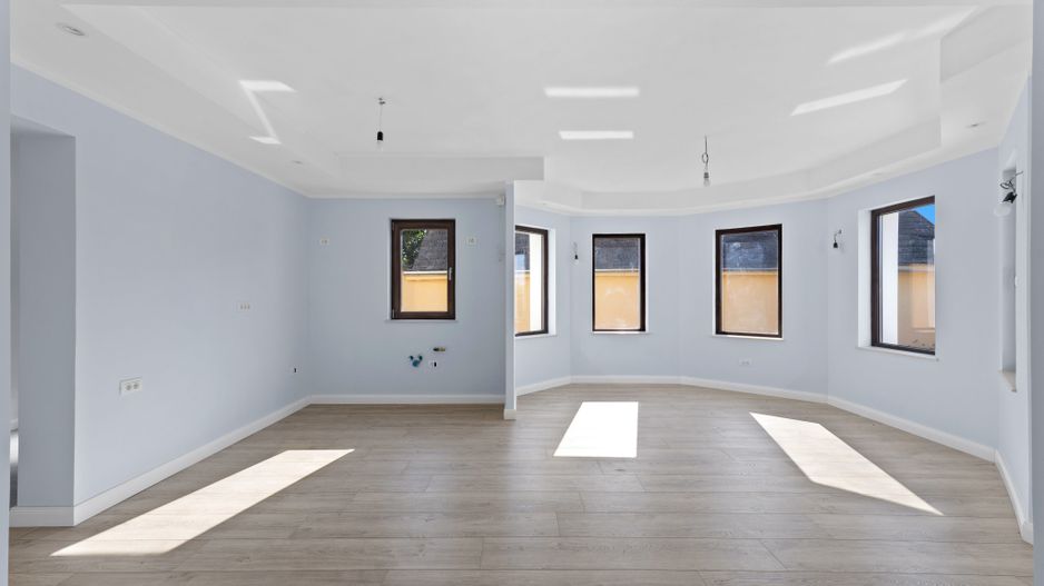 Eleganta, Confortul, Calitatea, liniste Vila P+M Garaj Pecica Arad - Poză 2