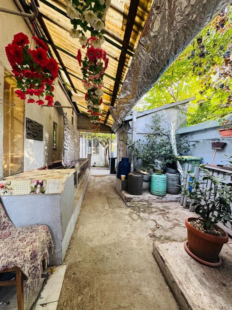 Apartament la curte comuna ULTRACENTRAL - Poză 9