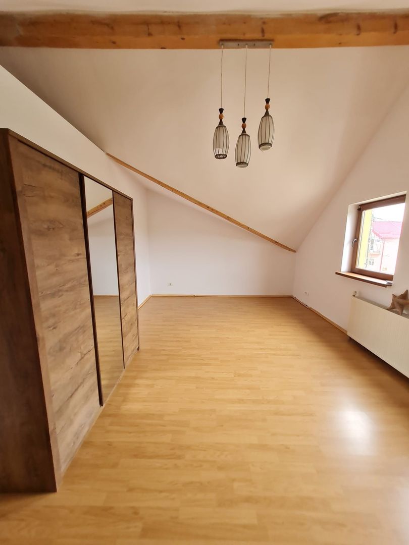 Super oferta!!!Vila spațioasă în Ghiroda! - Poză 16