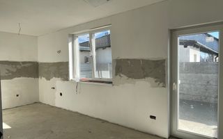 Casă cu 3 Camere | Semifinisată | Nojorid - Poză 7