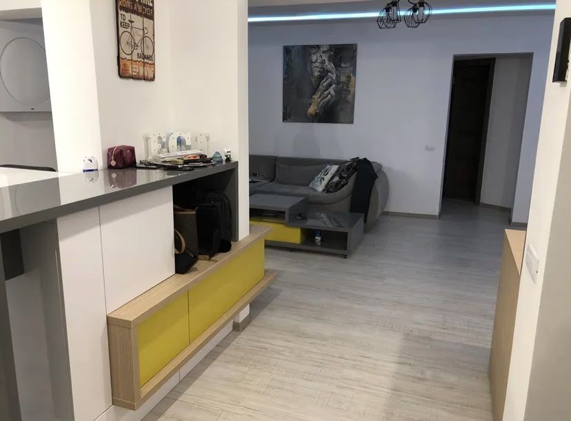 AP. 2 CAMERE- DUDESTI, PARCARE INCLUSA, MOBILAT/UTILAT MODERN - Poză 3