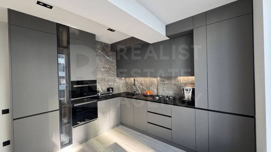 Vânzare apartament 87.7 mp, str. Nicolae Milescu Spătarul, Ciocana - Poză 3