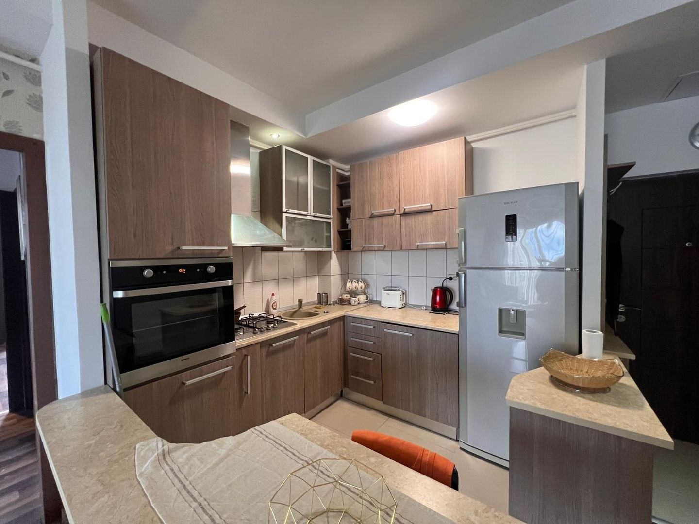 Apartament cu 3 camere de inchiriat Cosmopolis - Poză 5