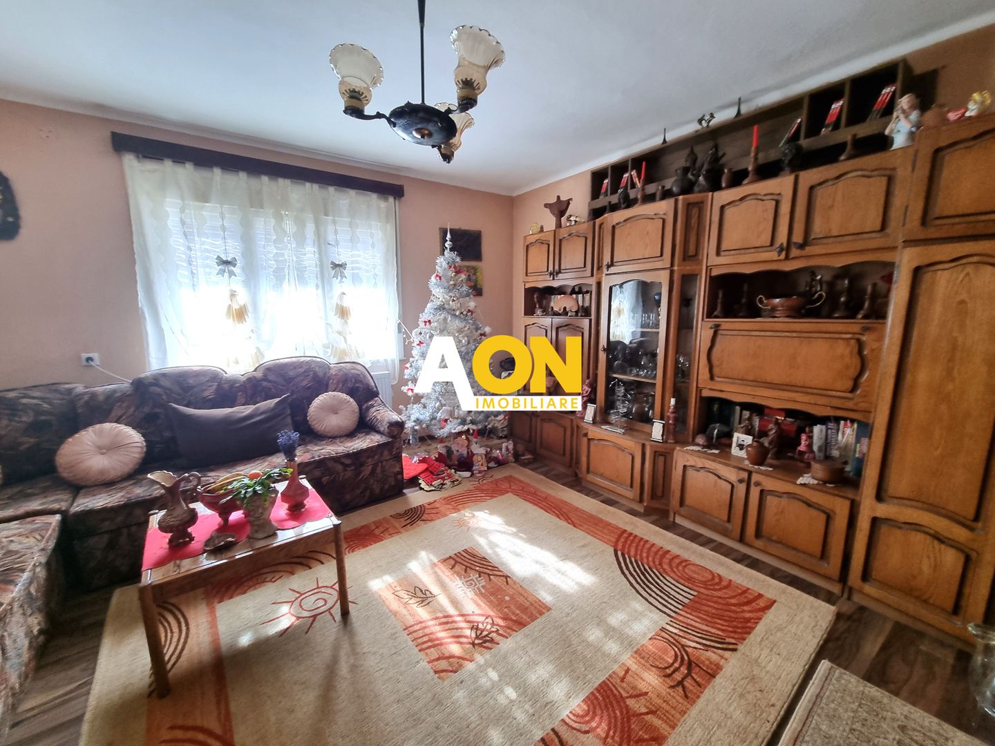 de vanzare casa 3 camere, 238mp teren, zona Centru - Poză 2