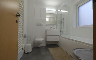 HERASTRAU, apartament deosebit, etaj 2 in bloc 2005 - Poză 7