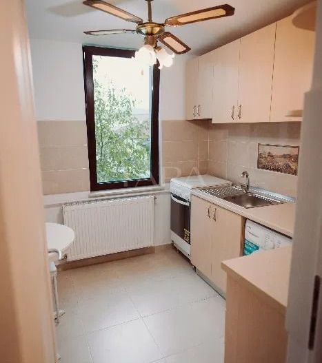Apartament modern cu 2 camere în zona Clujana. - Poză 1