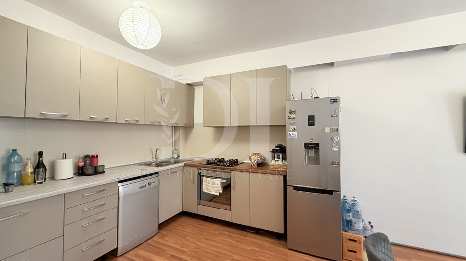Apartament etaj intermediar / la cheie / Zona Eroilor - Poză 3