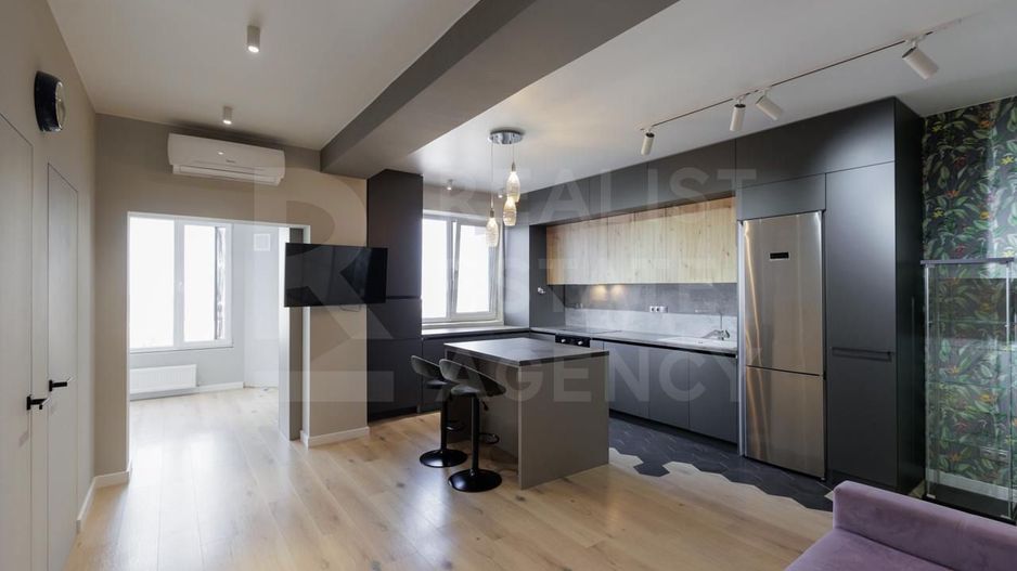Chirie, apartament, 3 camere, str. Gheorghe Asachi, Telecentru - Poză 1