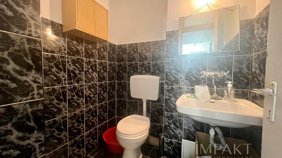 Apartament cu 3 camere decomandate - Poză 6