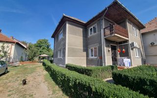 Casa de vanzare 5 camere, 805mp teren, Centru - Poză 1