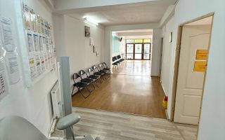 Spatiu comercial P+1 - 200mp - vad - pretabilitate mare - Lapus - Poză 8