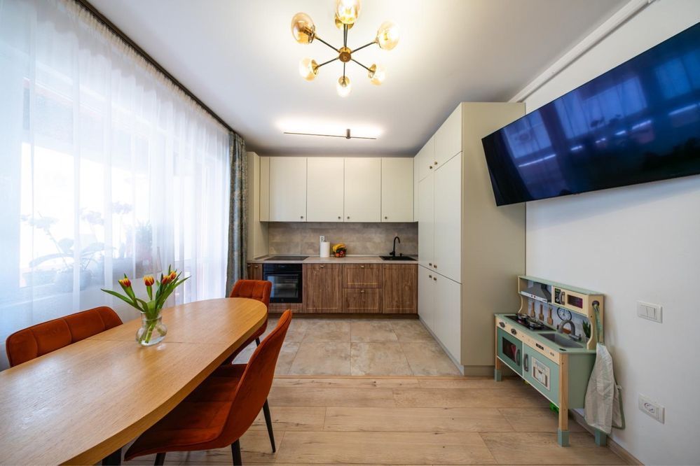 Apartament 3 camere, in mobil Lux tip boutique. Zona metrou Aparatorii Patriei. - Poză 3
