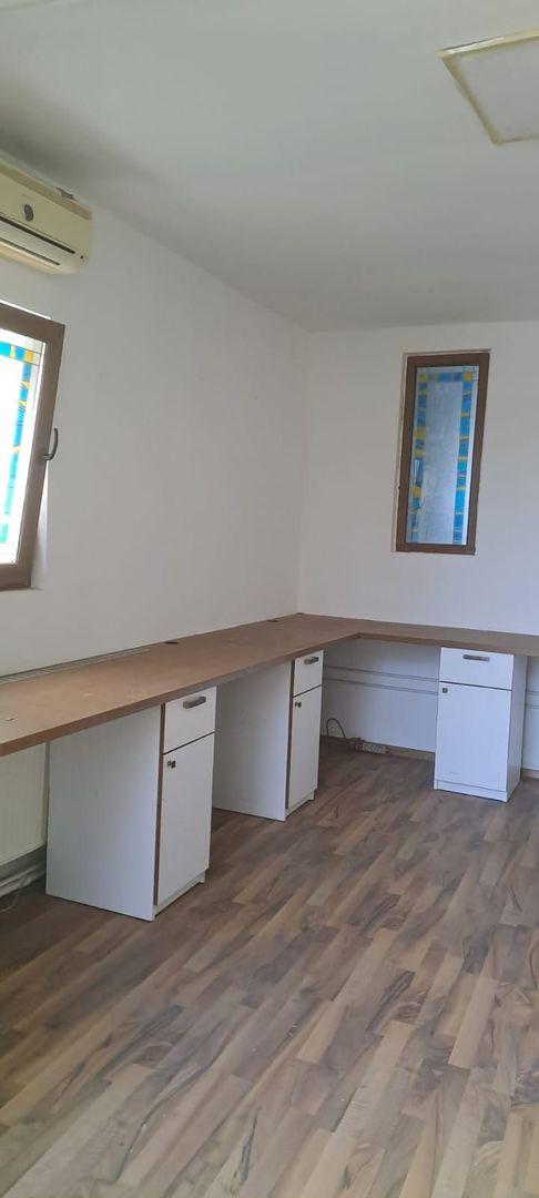 De inchiriat – Spatii de birouri in Micro 16, Galati - Poză 15